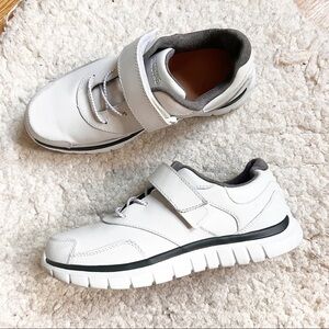 Anodyne: No. 31 White Sport Walker Sneakers Size 7.5M